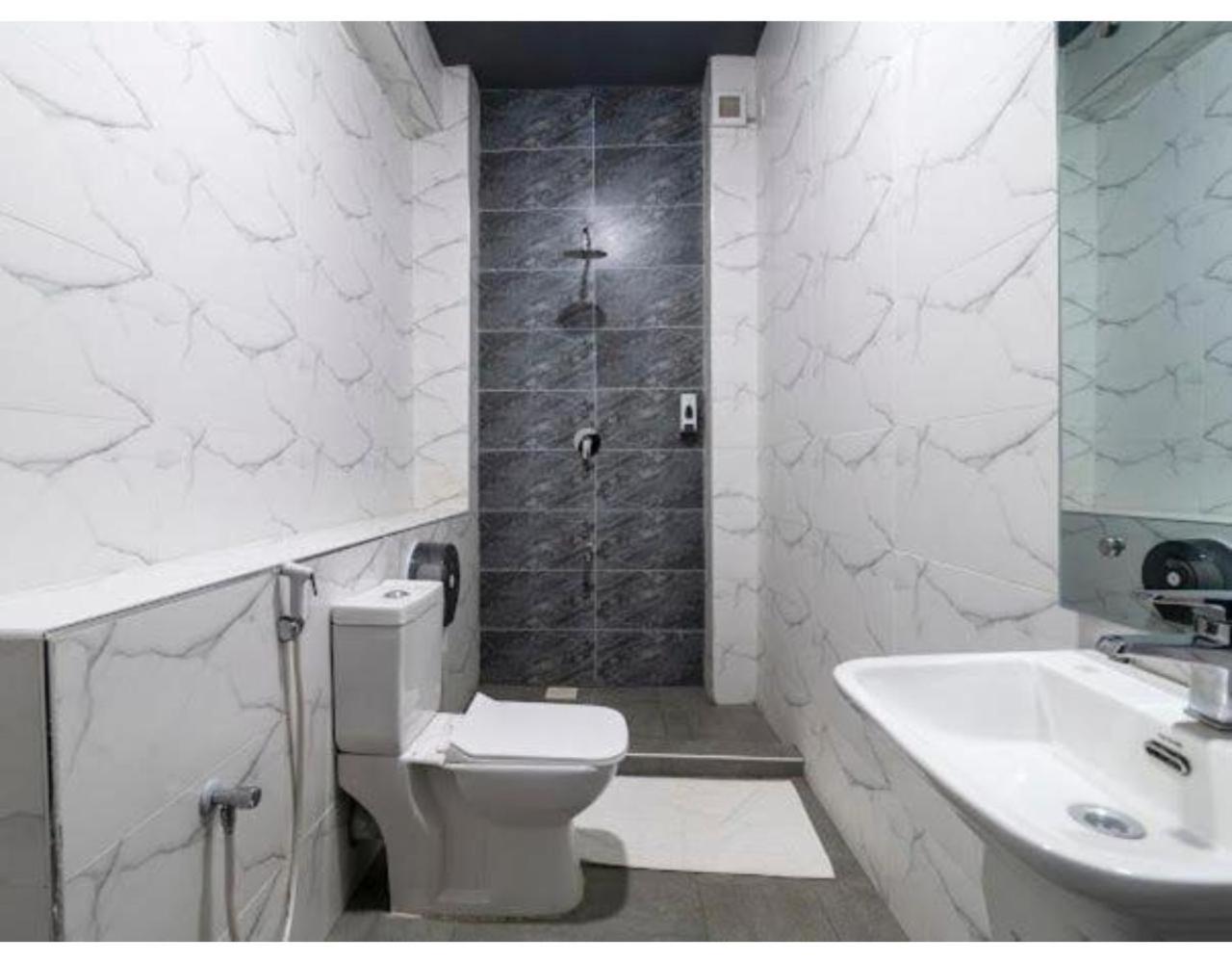The Ivory Suites Mombassa Buitenkant foto