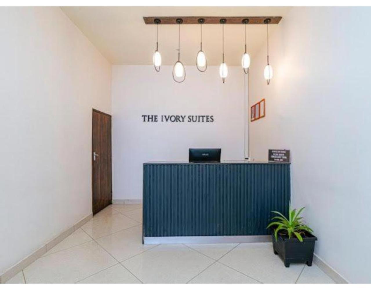 The Ivory Suites Mombassa Buitenkant foto