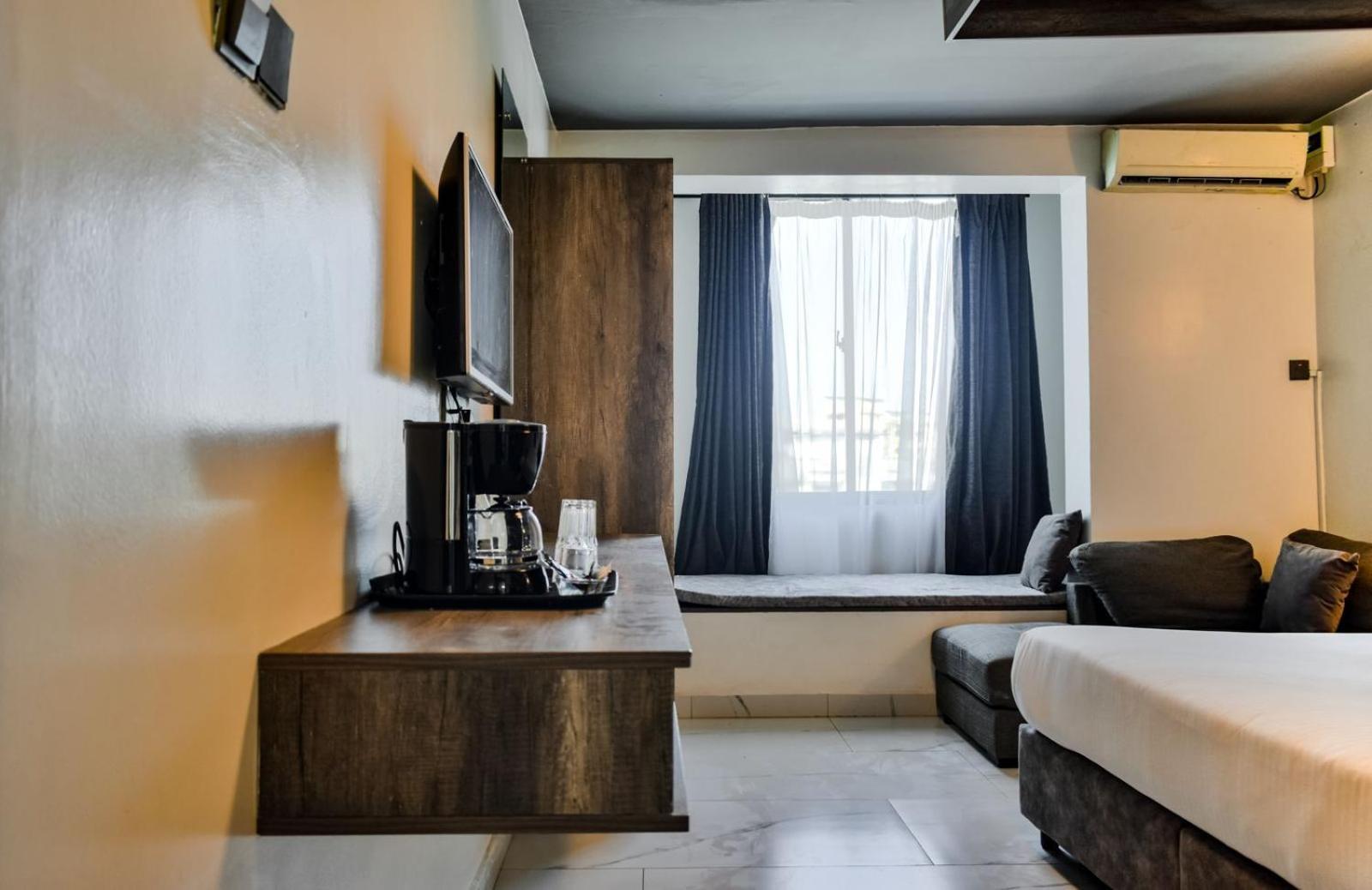 The Ivory Suites Mombassa Buitenkant foto